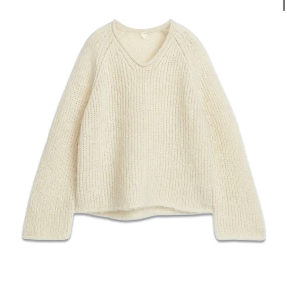 Arket Sweaters - ARKET Loose-Knit Wool-Mohair Jumper Off White
